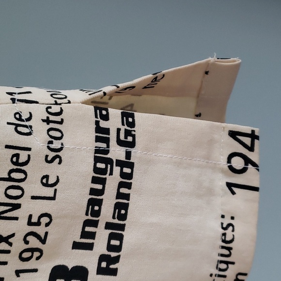 UNIQUE Canadian Designer Sleeveless Top - Picture 4 of 7